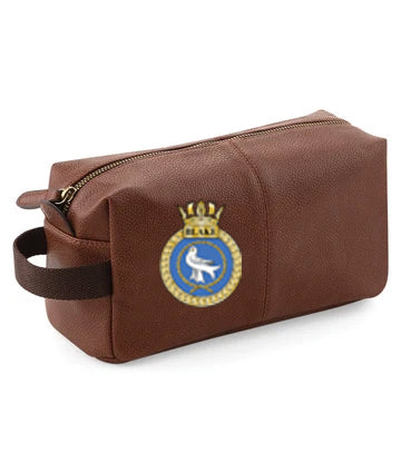 HMS Blake - QD879 Quadra NuHide® Wash Bag