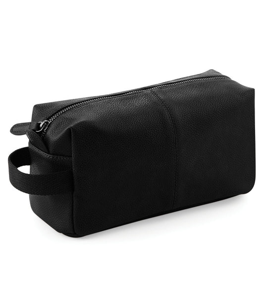 QD879 Quadra NuHide® Wash Bag