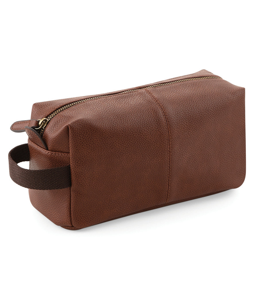 QD879 Quadra NuHide® Wash Bag TS LOOKOUT